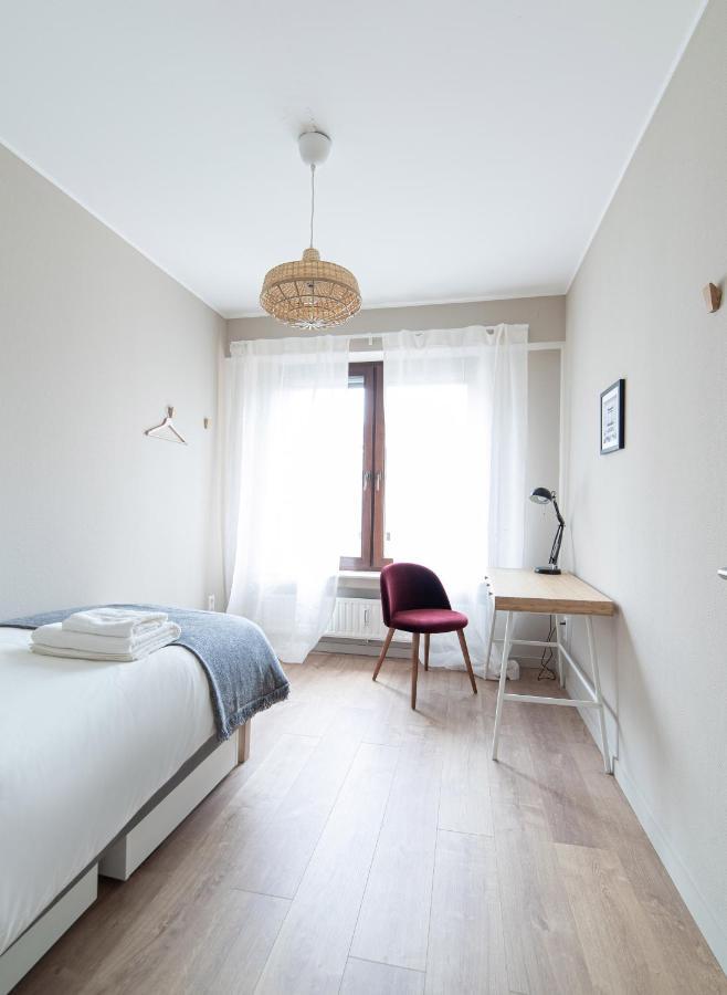 Апартаменты Large & Cosy For 7 Near Center *